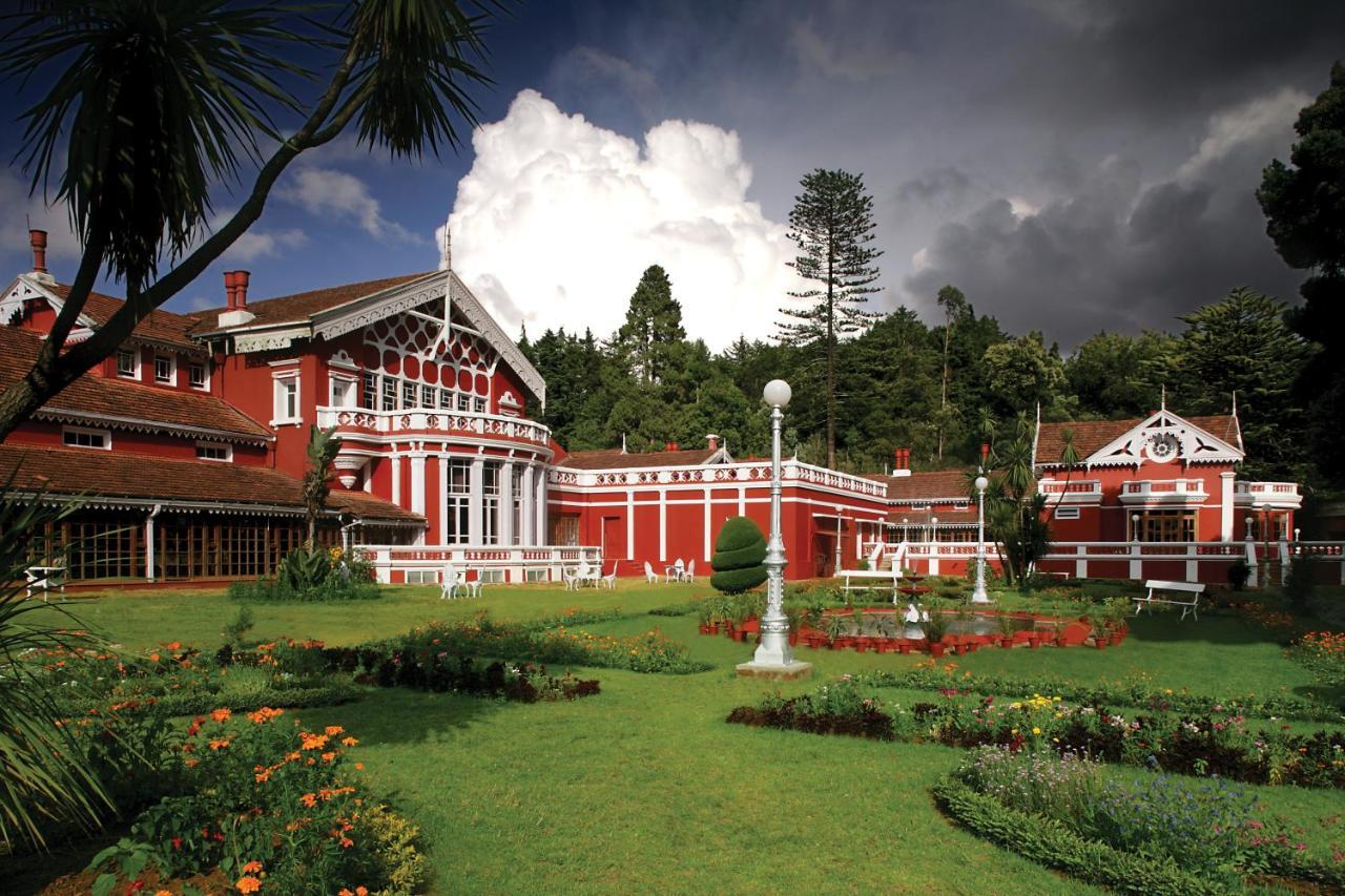 Welcomheritage Fernhills Royal Palace Hotel *
