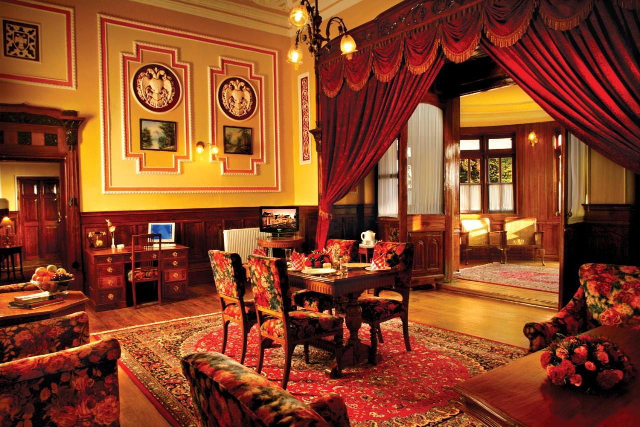 Welcomheritage Fernhills Royal Palace Ooty