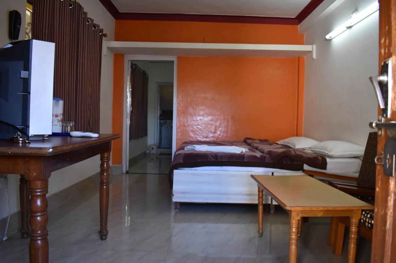 Sri Balaji Hotel 2*