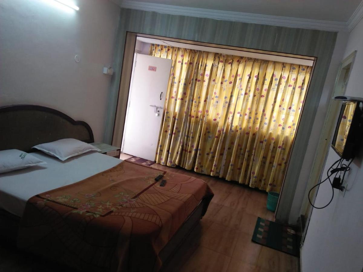 Sapphire Hotel Ooty
