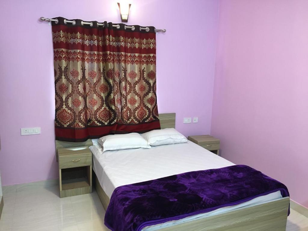 Hotel Happystay And