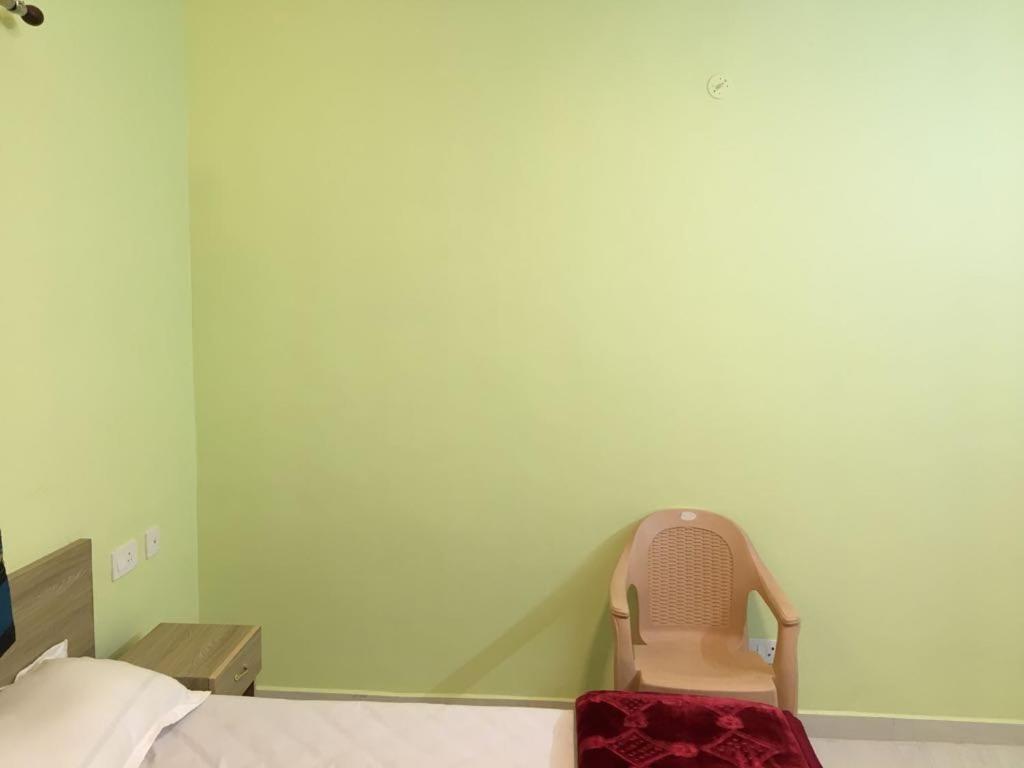 Hotel Happystay And Ooty