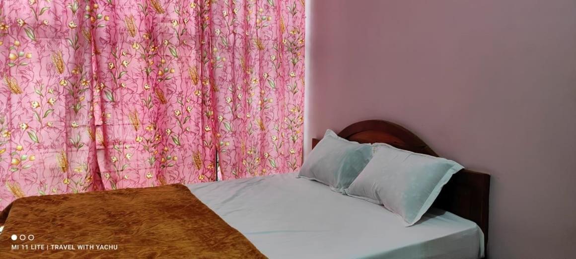 Hotel New Nakshatra *