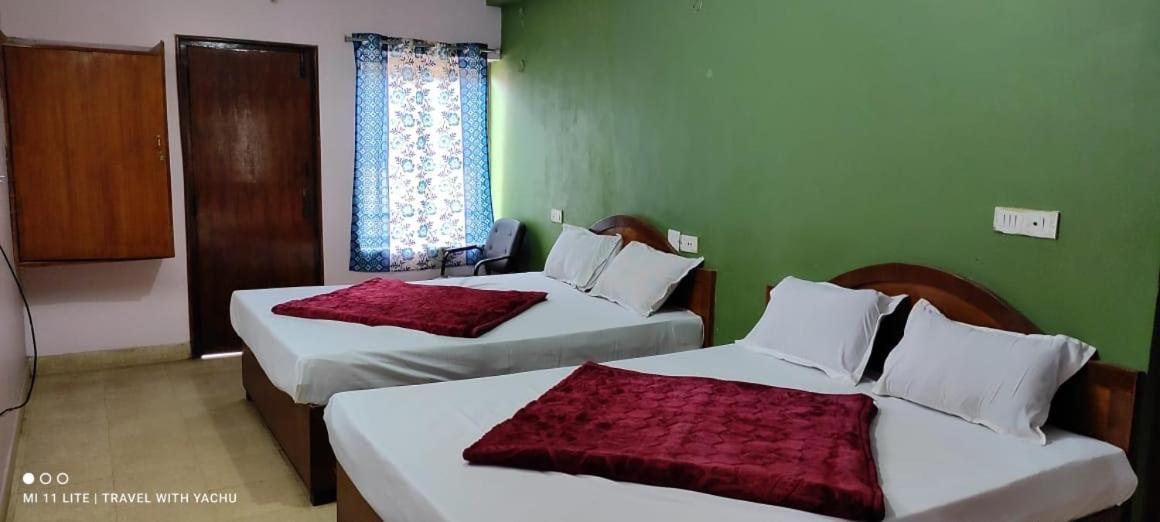 Hotel New Nakshatra Ooty