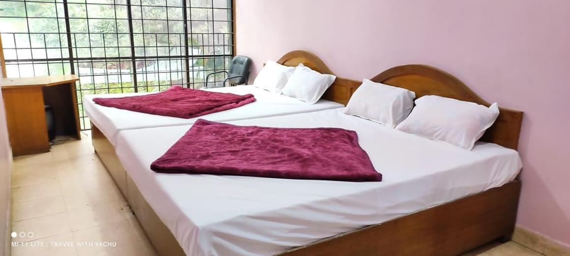 New Nakshatra Hotel