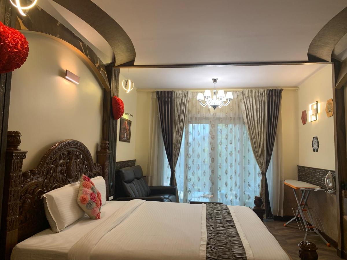 Beverly Hotel 3*