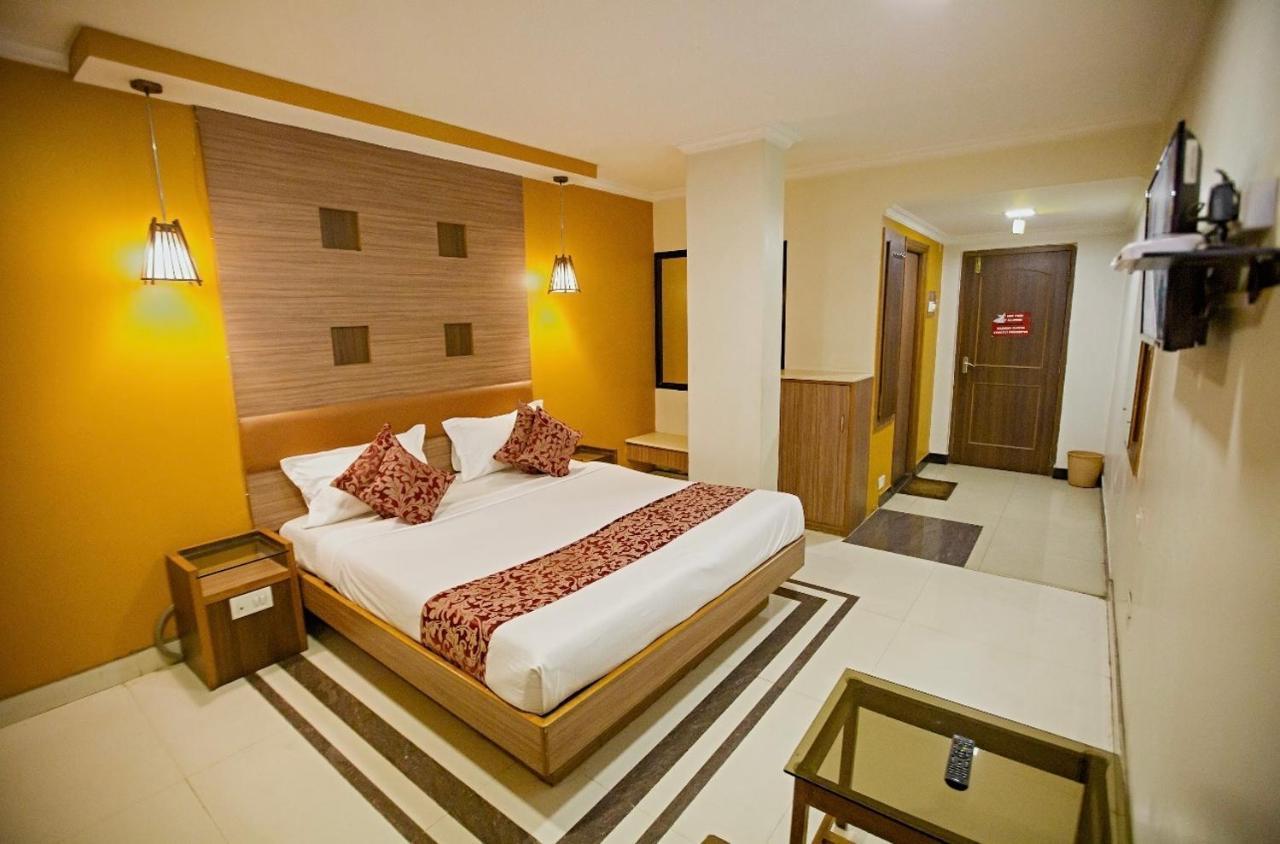 Maneck Residency Hotel Ooty
