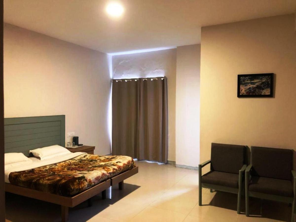 Preethi Palace Hotel