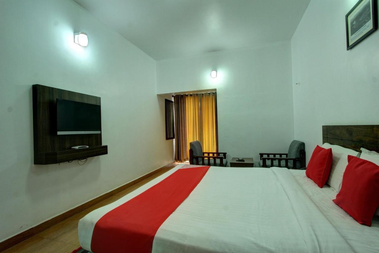 Hotel Surya Village Ooty