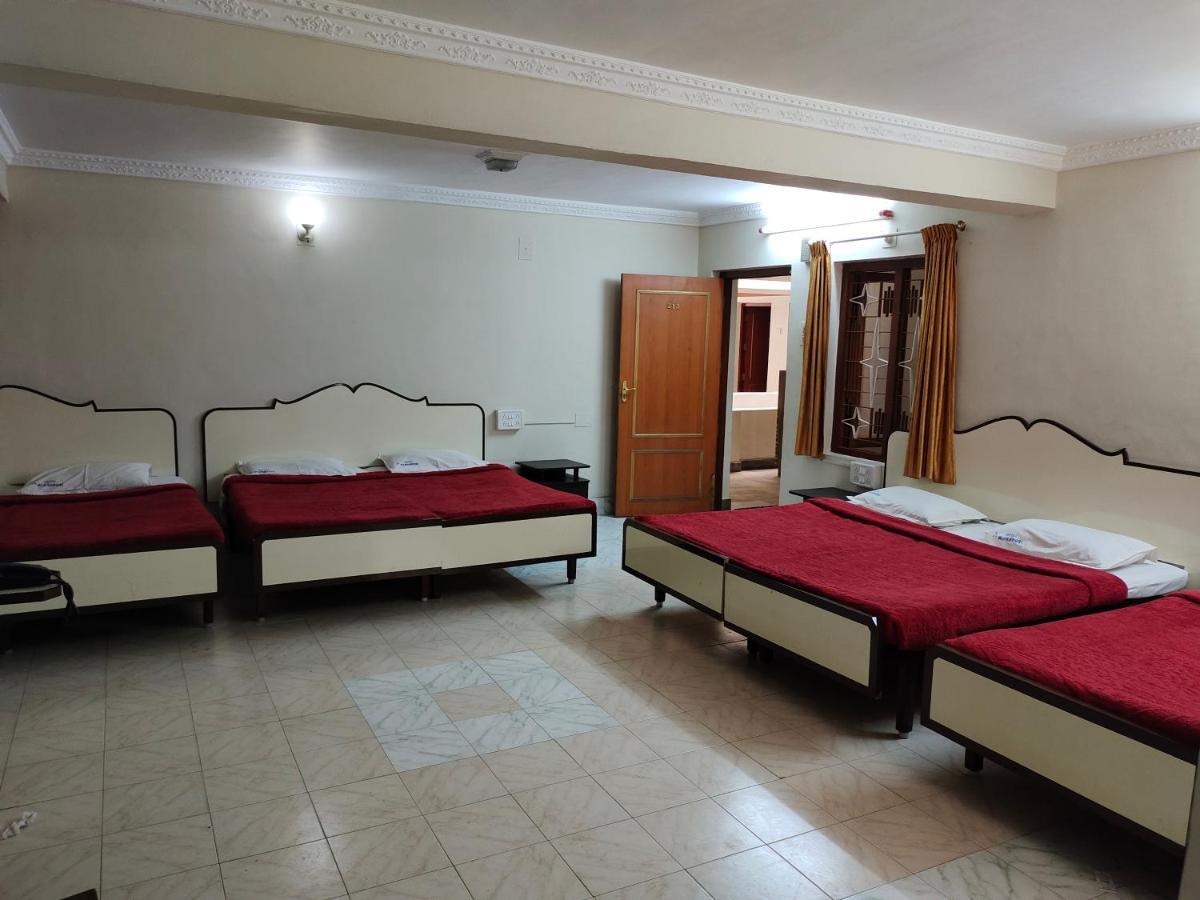 Alakapuri Holiday home *