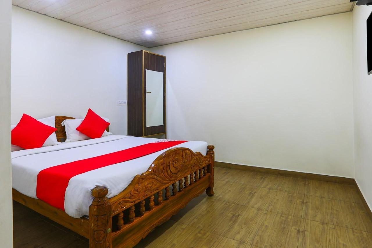 Collection O 24541 Ooty Highway Hotel