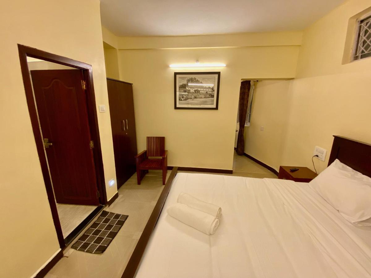 Aakash And Cottages, 3*
