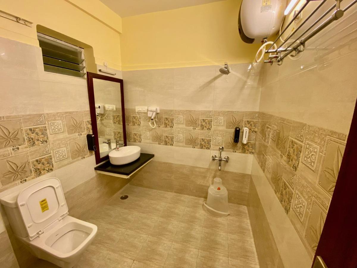 Hotel Aakash And Cottages,