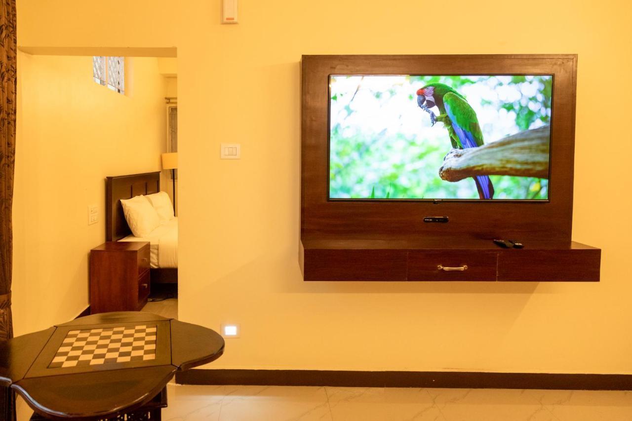 Aakash And Cottages, 3*