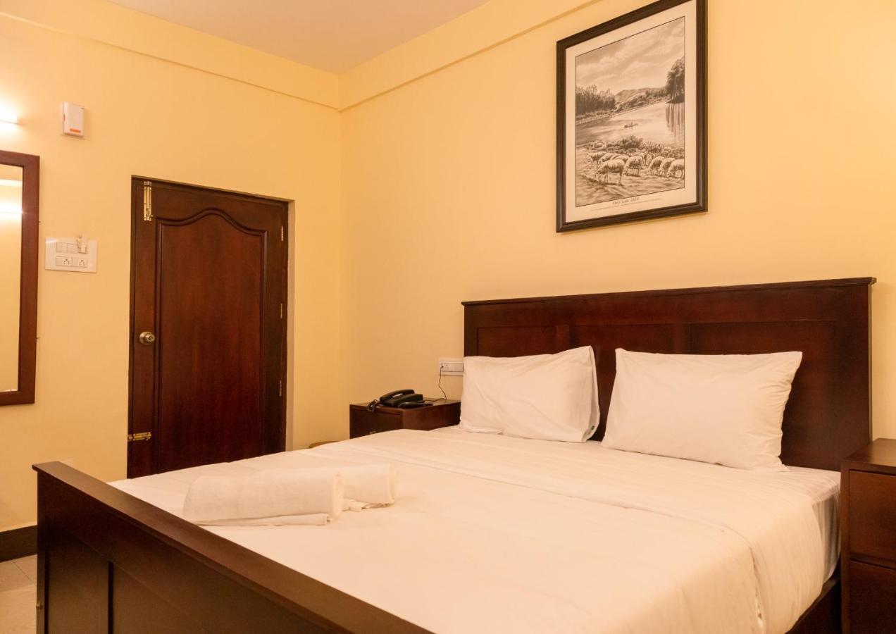 Hotel Aakash And Cottages,