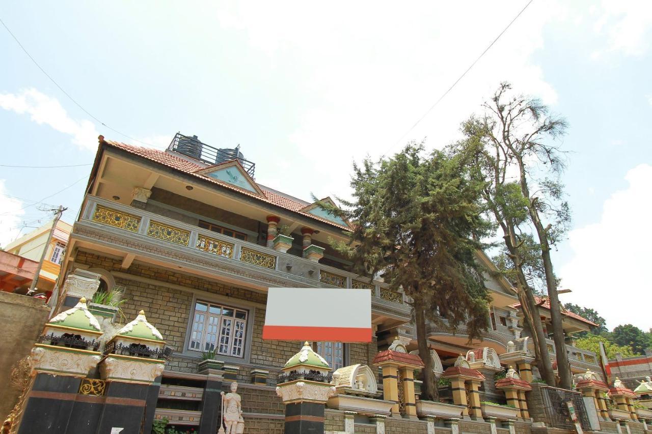 Collection O 14241 The Greenery - Hotel