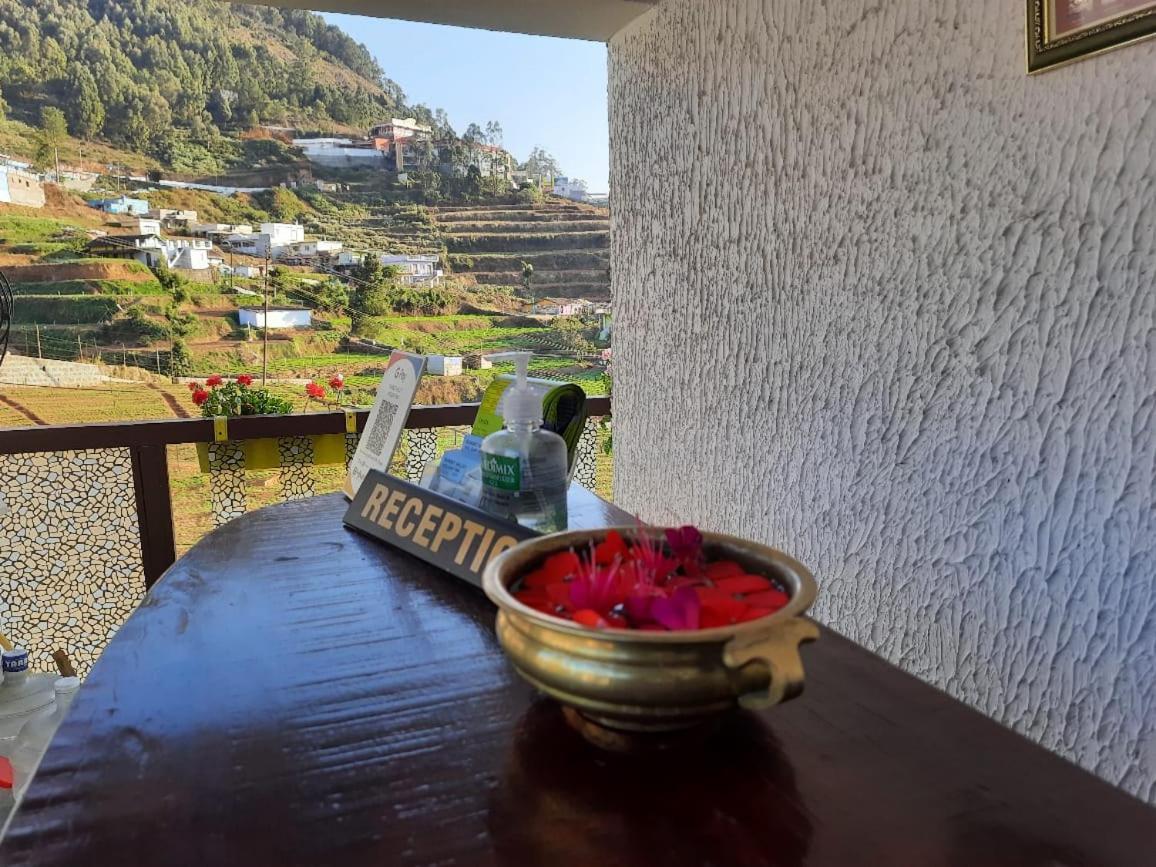 Sunset Valley * Ooty