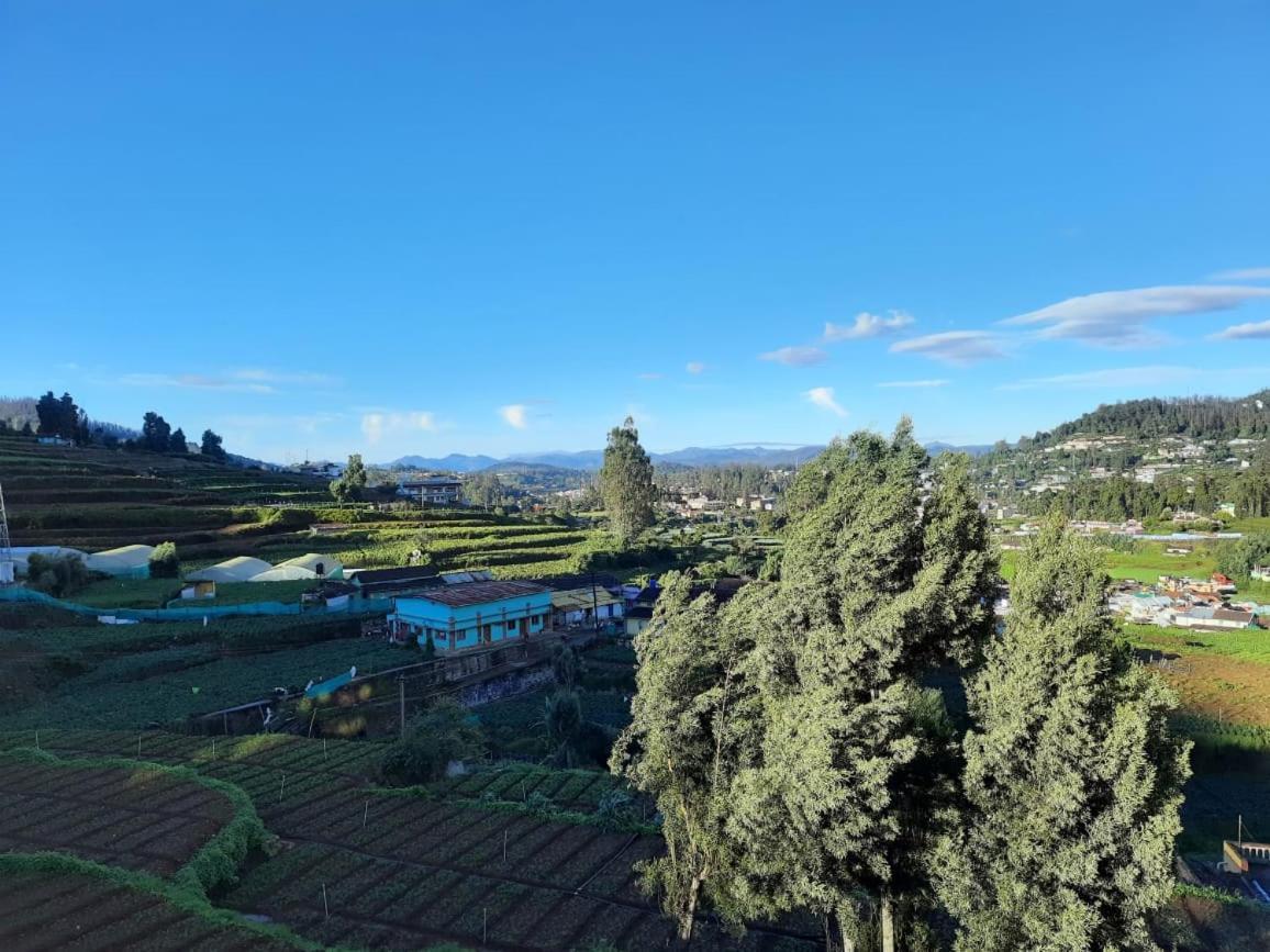 Sunset Valley * Ooty