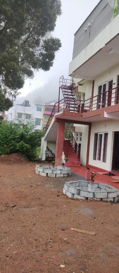 Sky Way Cottage Homestay