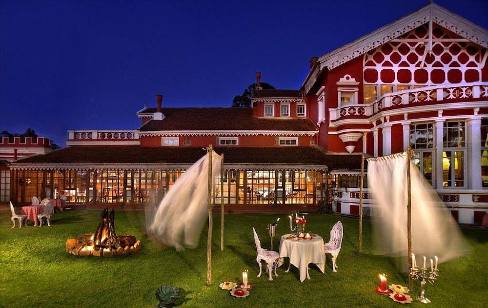 Hotel Welcomheritage Fernhills Royal Palace Ooty