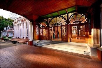 Welcomheritage Fernhills Royal Palace Hotel Ooty
