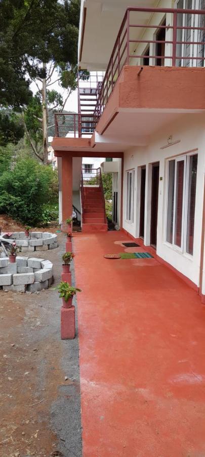 Sky Way Cottage Homestay *