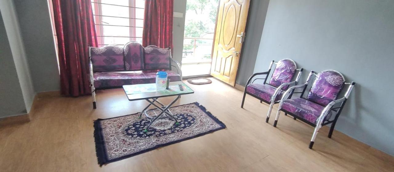 Homestay Sky Way Cottage *