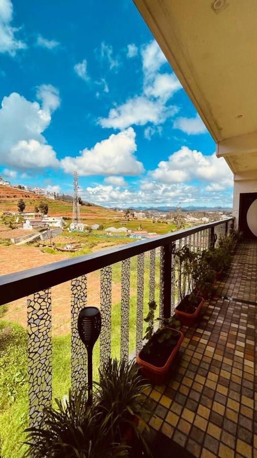 Sunset Valley * Ooty