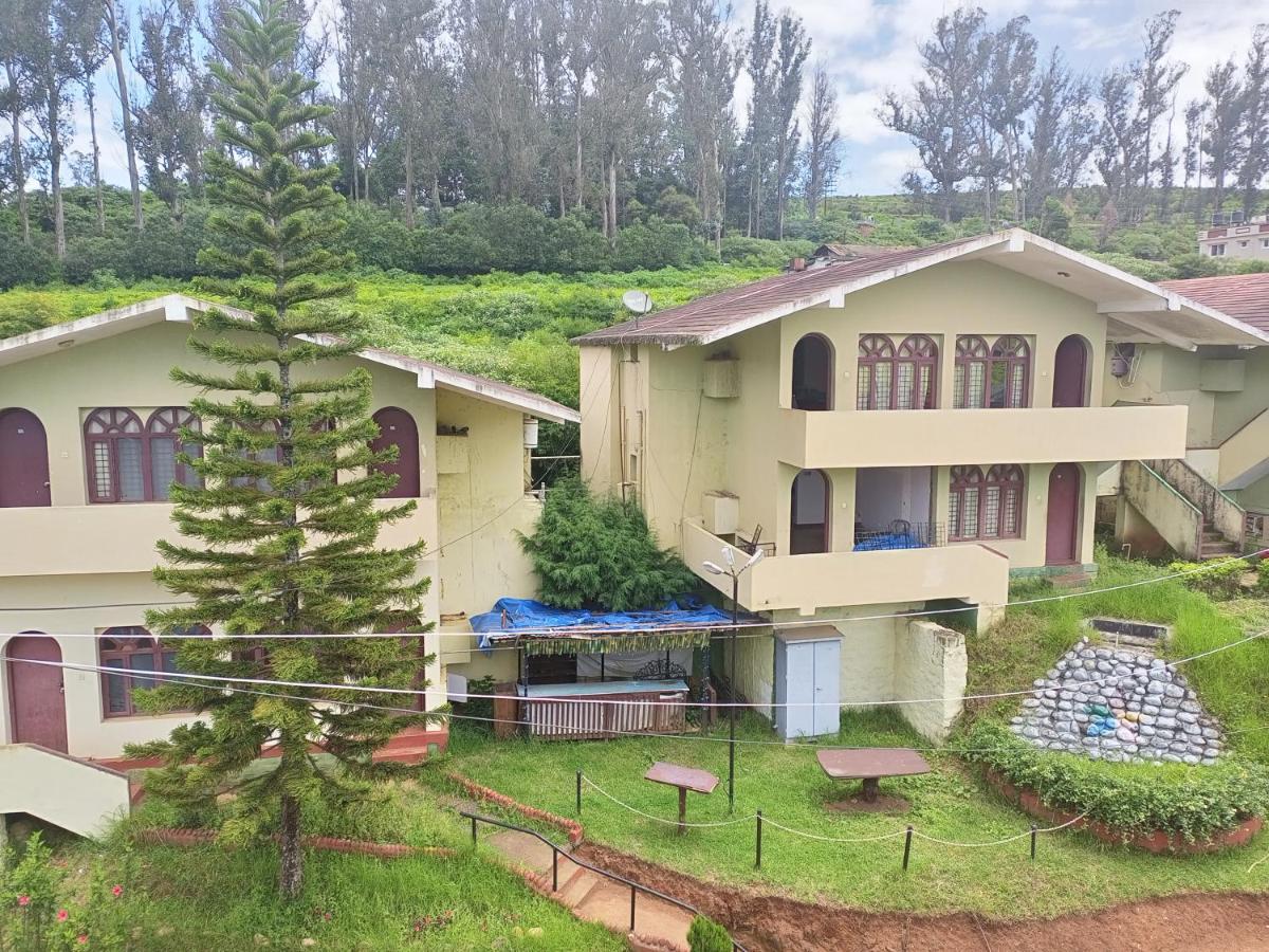 Mango Hill Hotel 3*