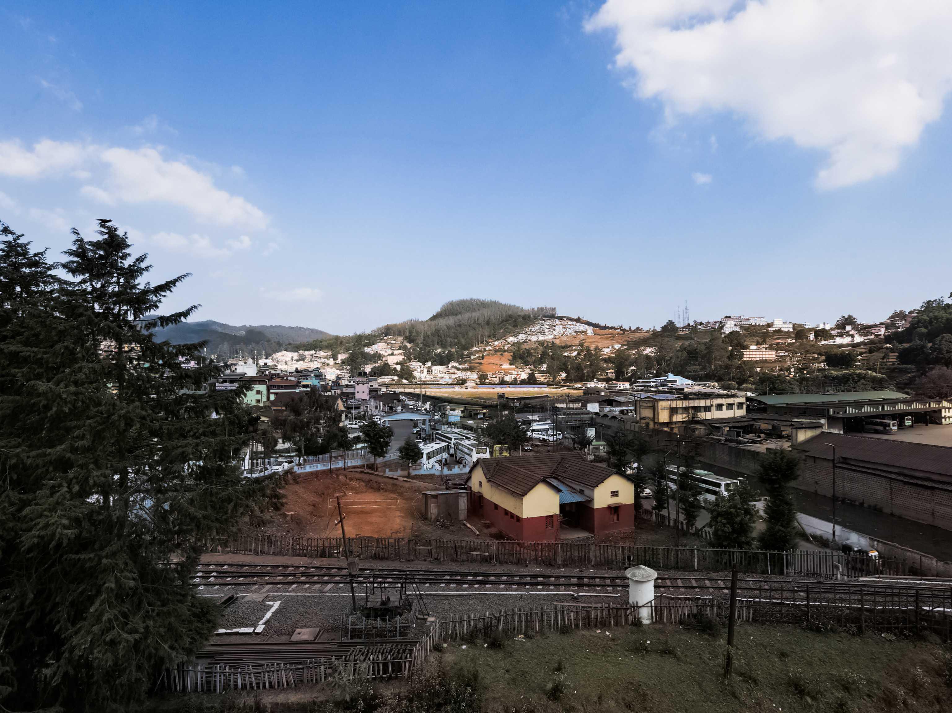 Capital O 13231 Sapphire Garden View 3* Ooty