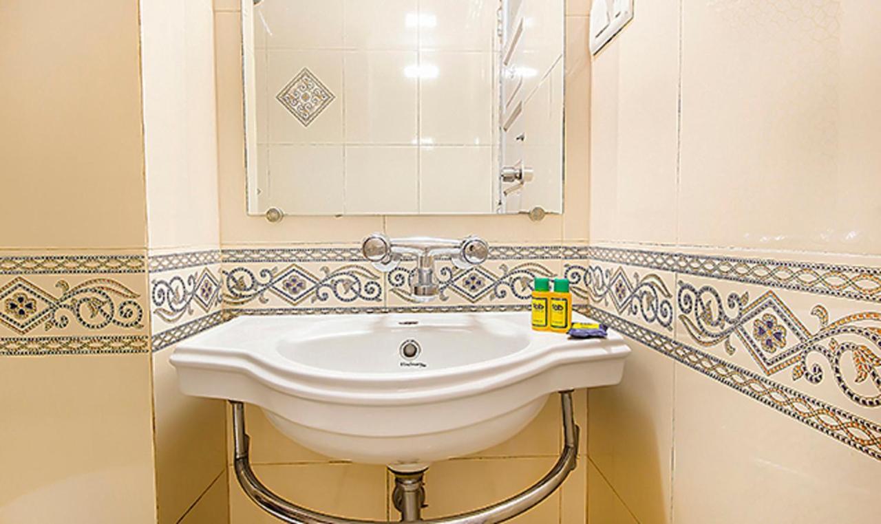Hotel Fabhotel Khems Shoram Palace Road 3*