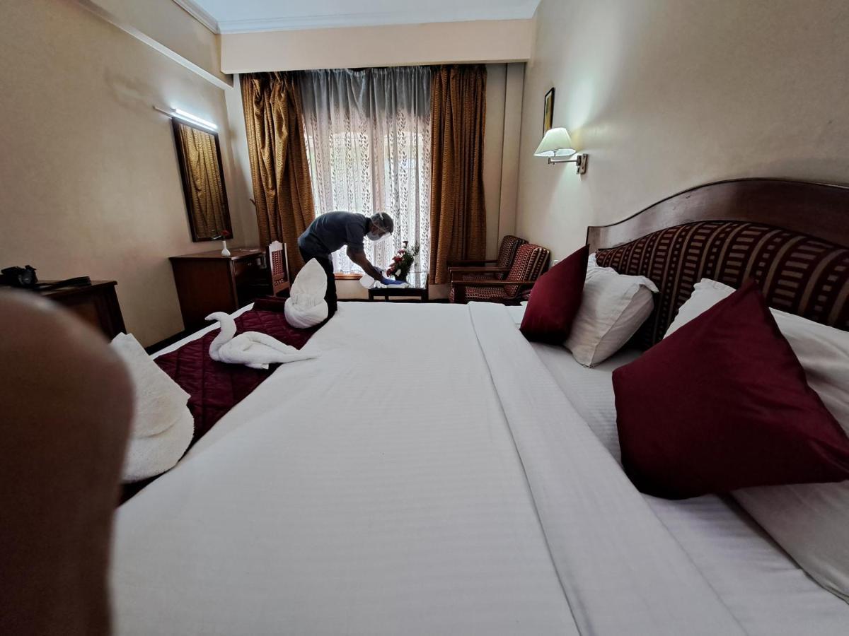 Hotel Preethi Classic Towers *