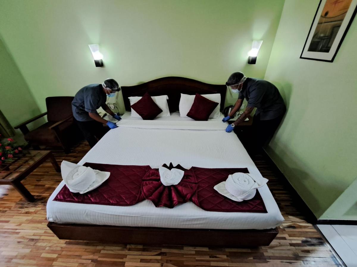 Hotel Preethi Classic Towers *