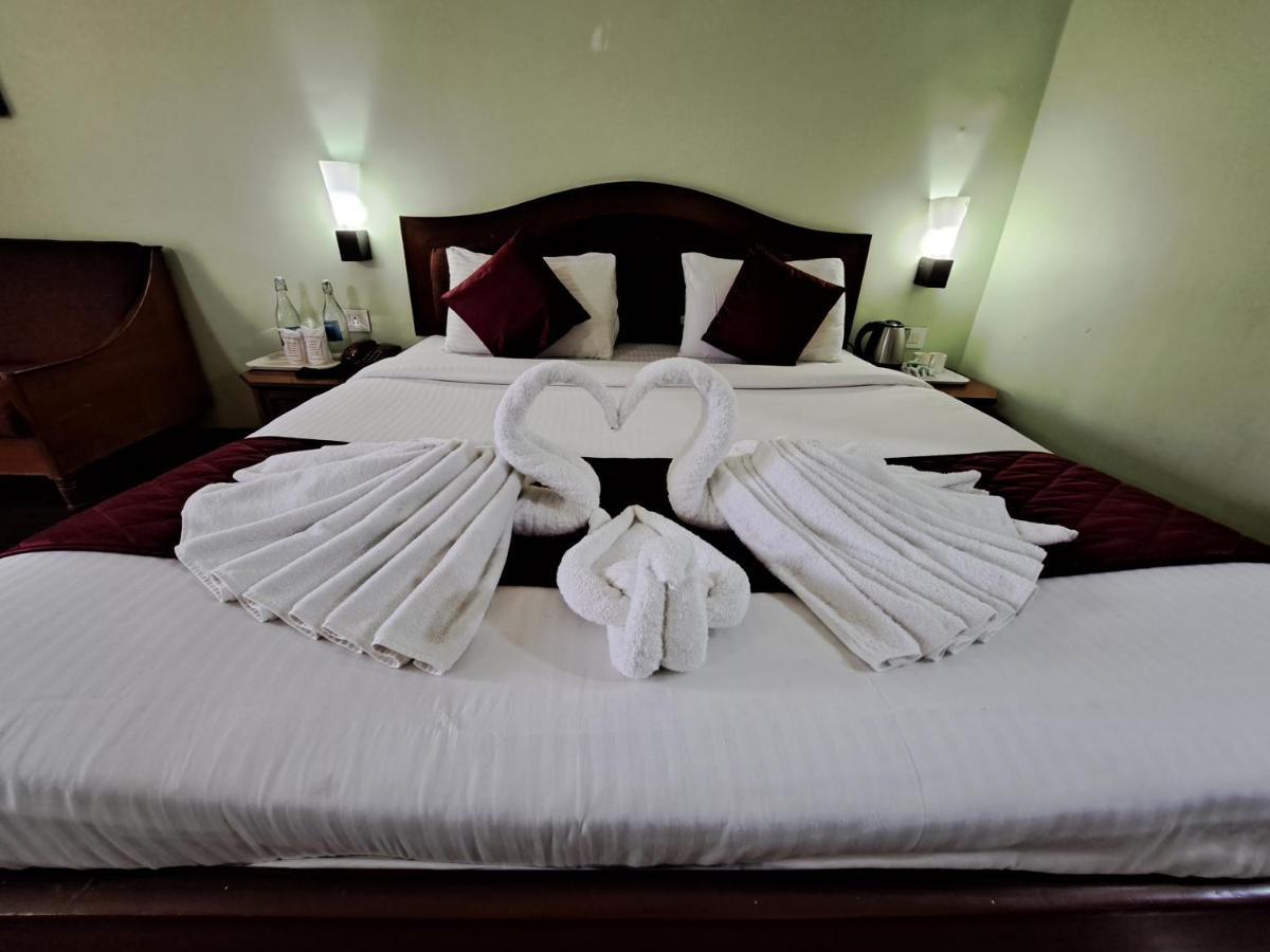 Hotel Preethi Classic Towers *