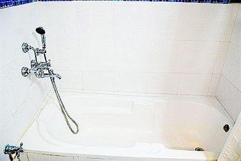 Ponmariresidency Hotel