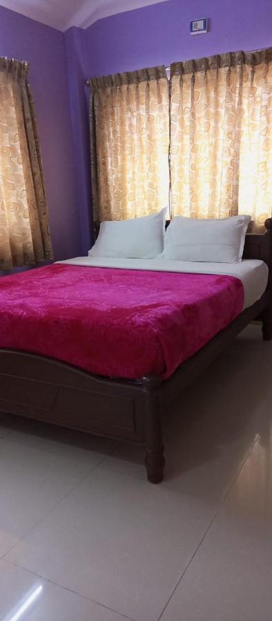 Saibala Resldency - Near Boat House *