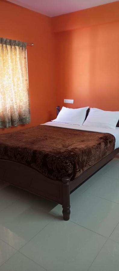 Saibala Resldency - Near Boat House