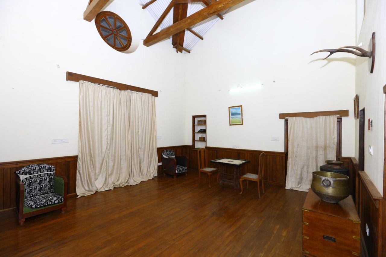 Oyo 9080 Hillwood Hotel 3*