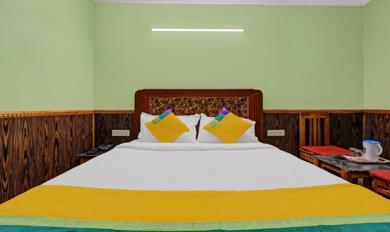 Itsy Rain Forest Hotel
