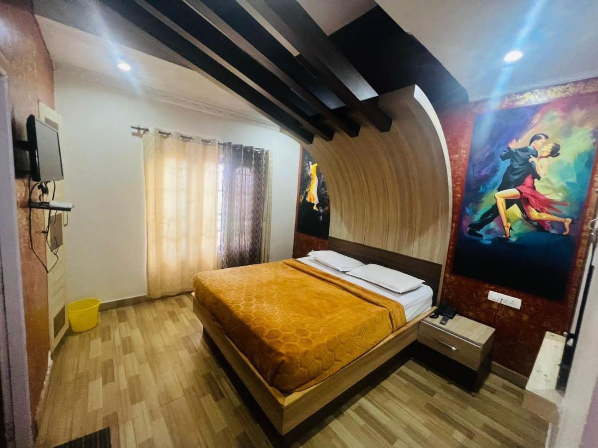 Malaiyur Residency Guest house