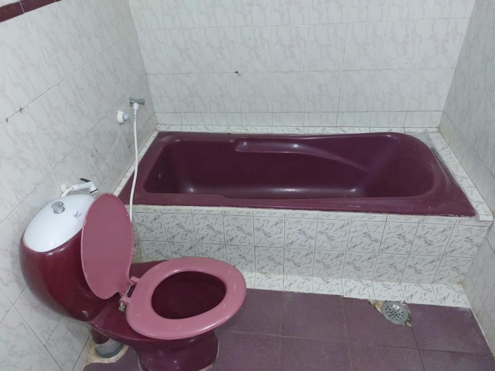 Red Rock Guest house *