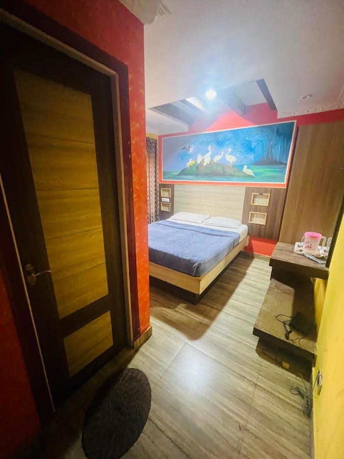 Guest house Malaiyur Residency