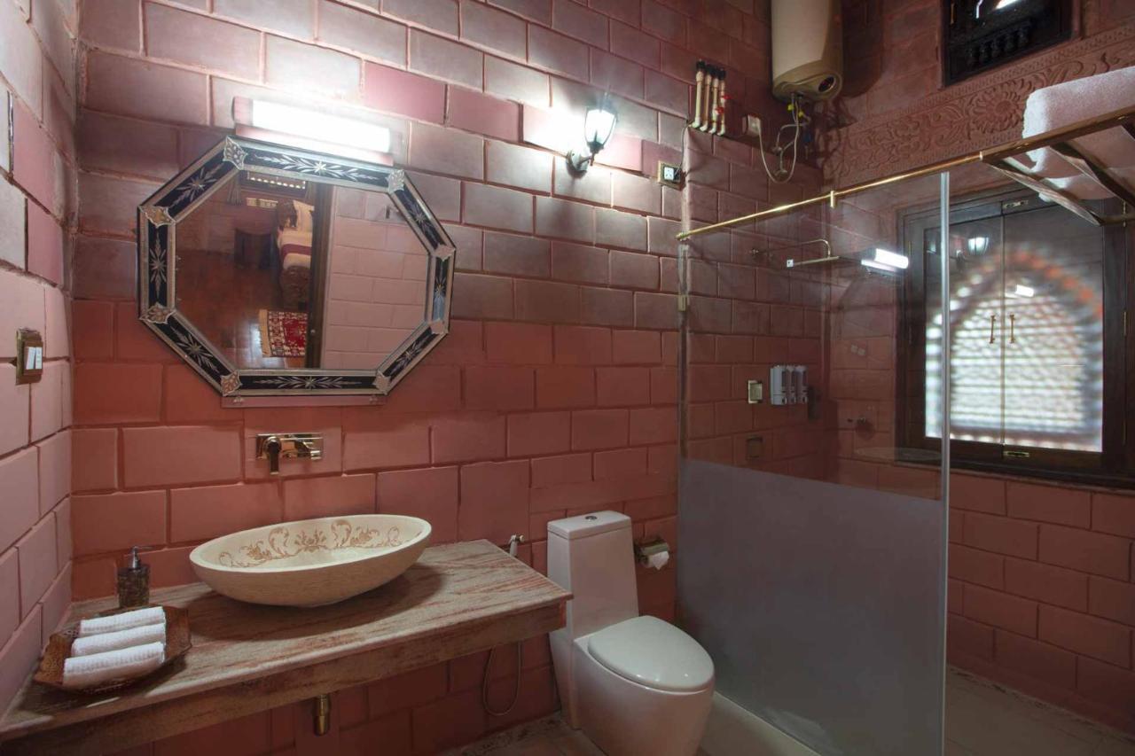 Stayvista At Pink Palace Rajasthani Decor Villa
