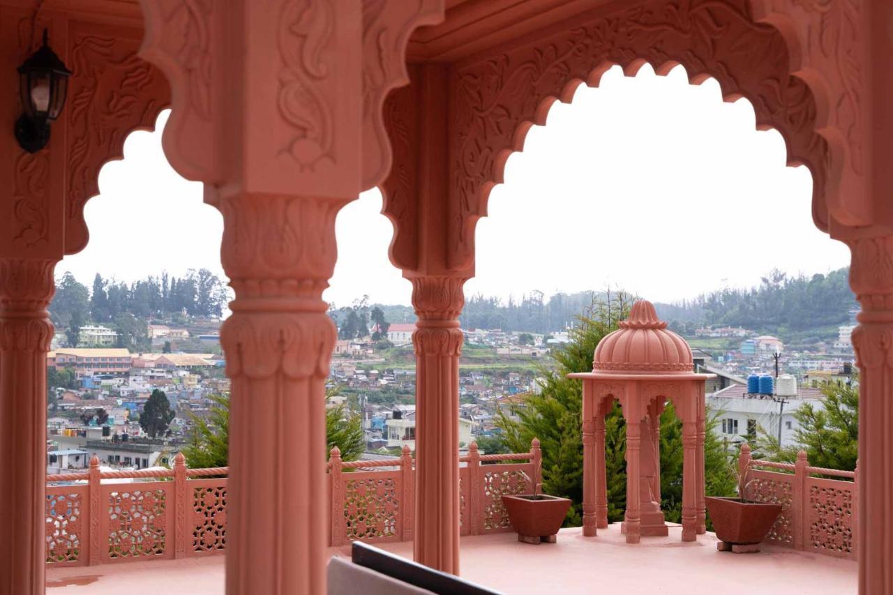 Villa Stayvista At Pink Palace Rajasthani Decor *