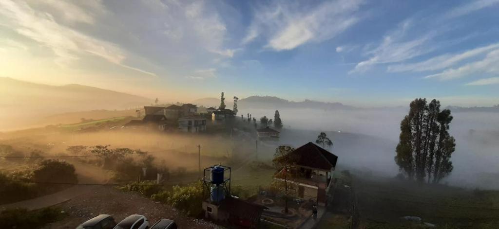 Britiish County Bed & Breakfast Ooty