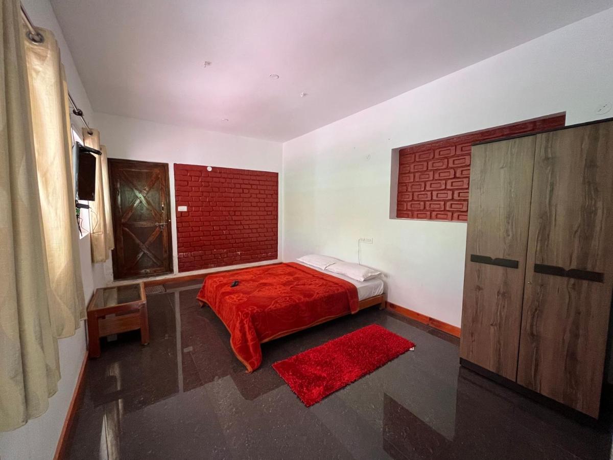 Hotel The Basel 3*
