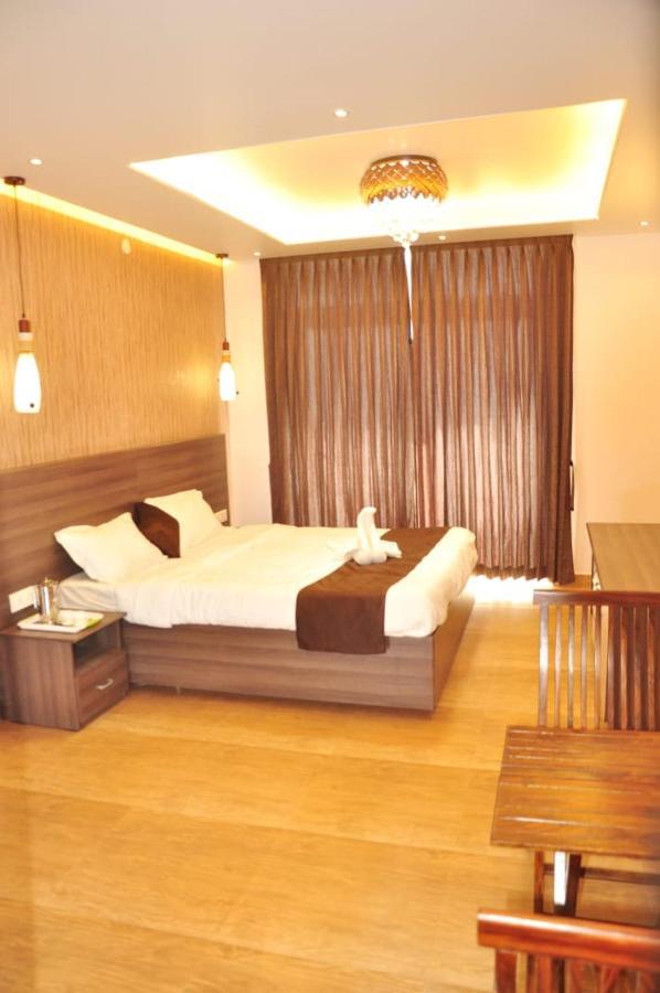Vanam Holidays *