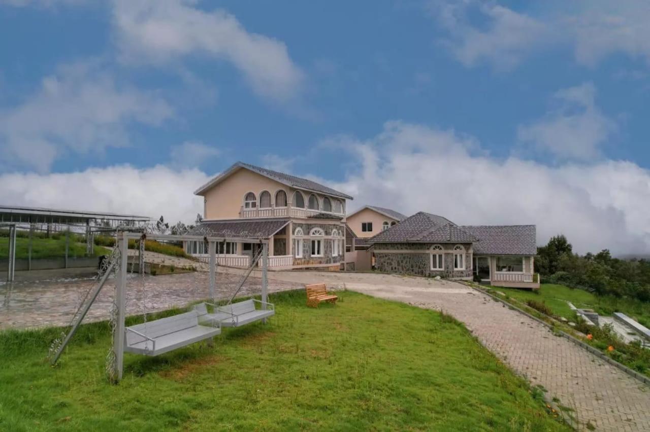 Ritz Park Greystone Villa *