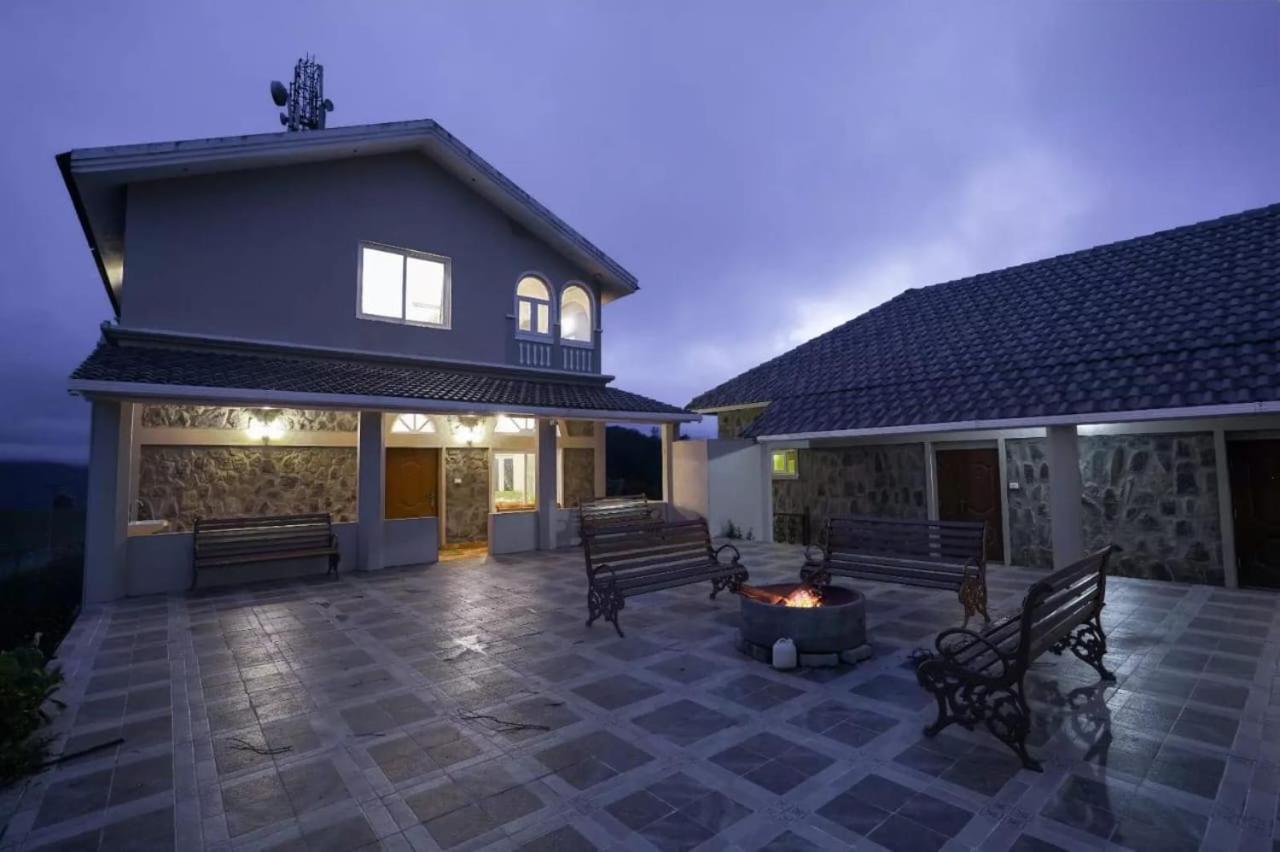 Villa Ritz Park Greystone *