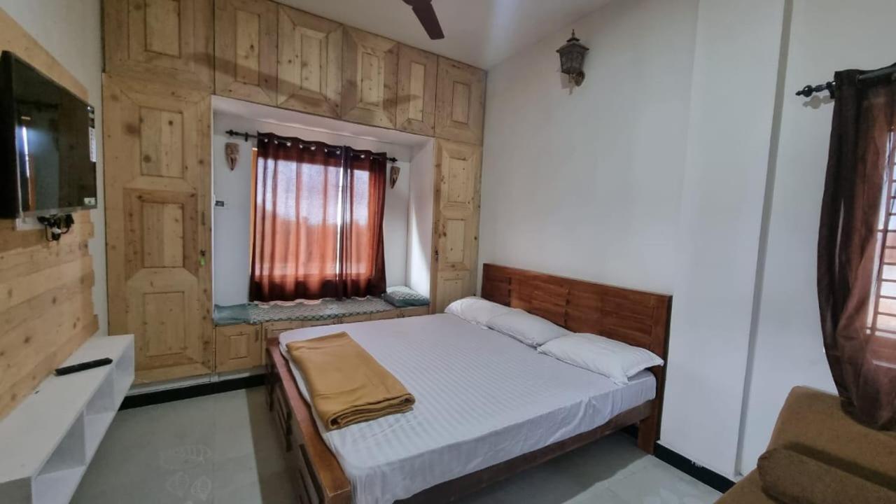 Sandiago 2 Bhk House (adults Only)